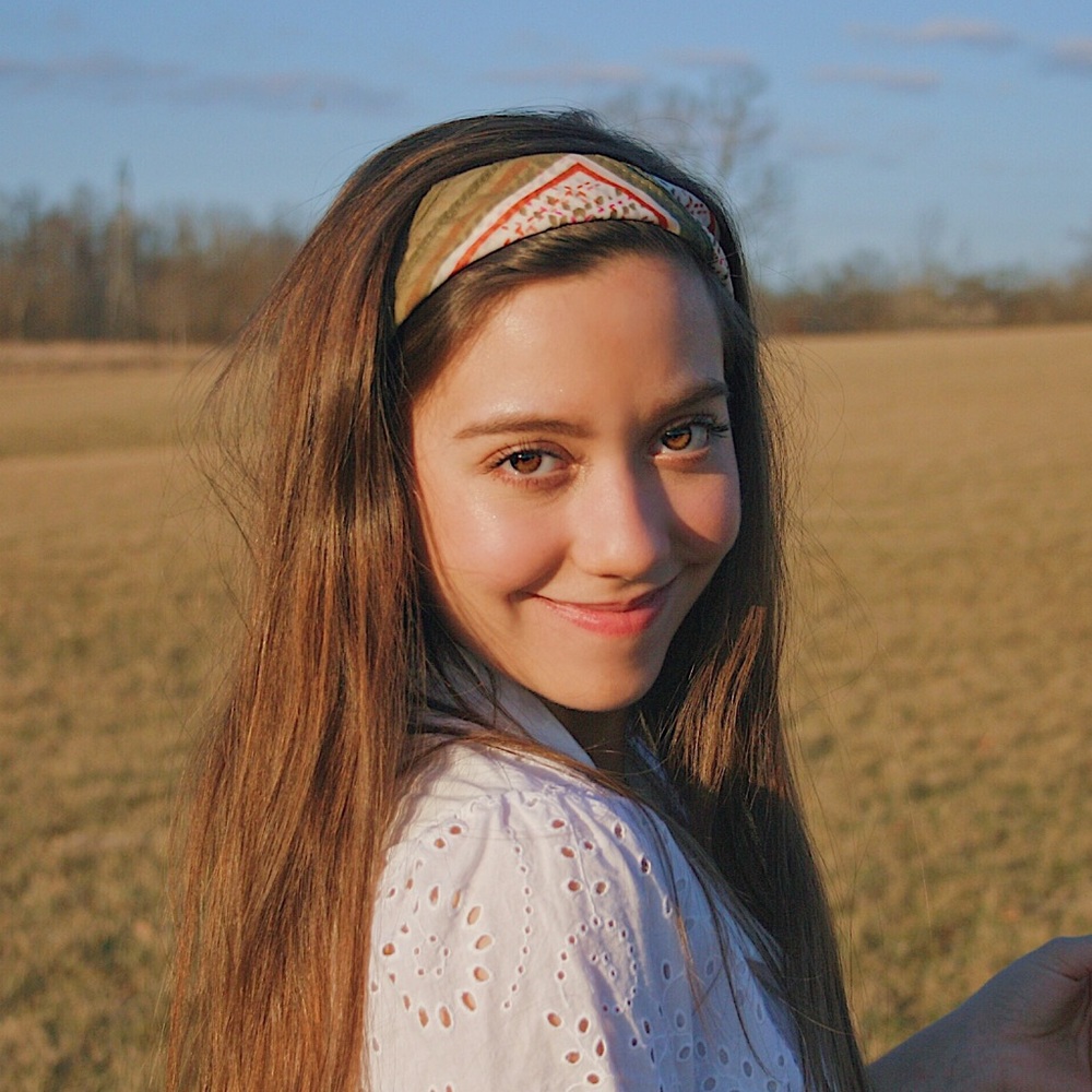 Meet your Posher, Adeline